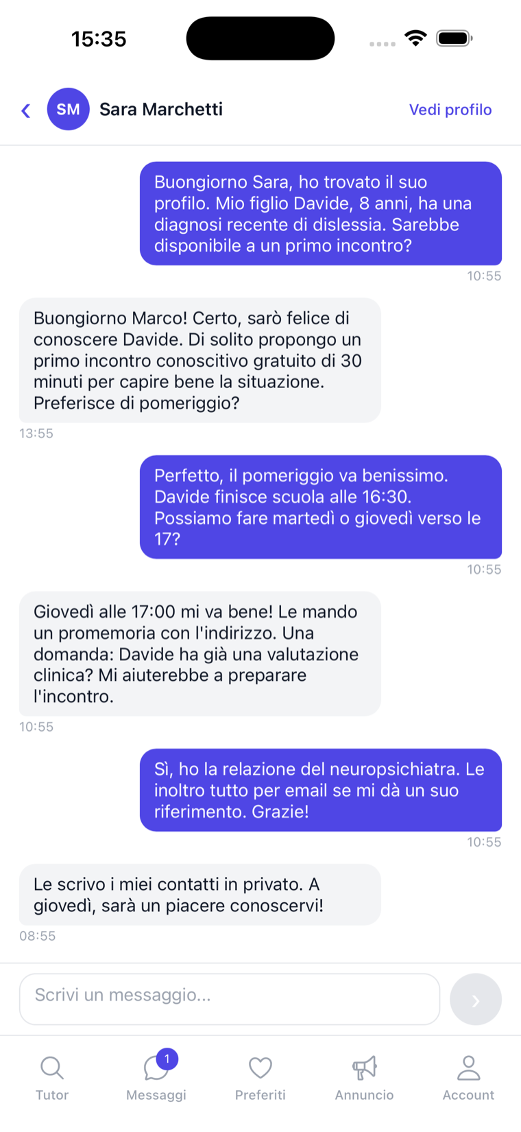 Chat tra genitore e tutor per organizzare il primo incontro nell'app Help DSA